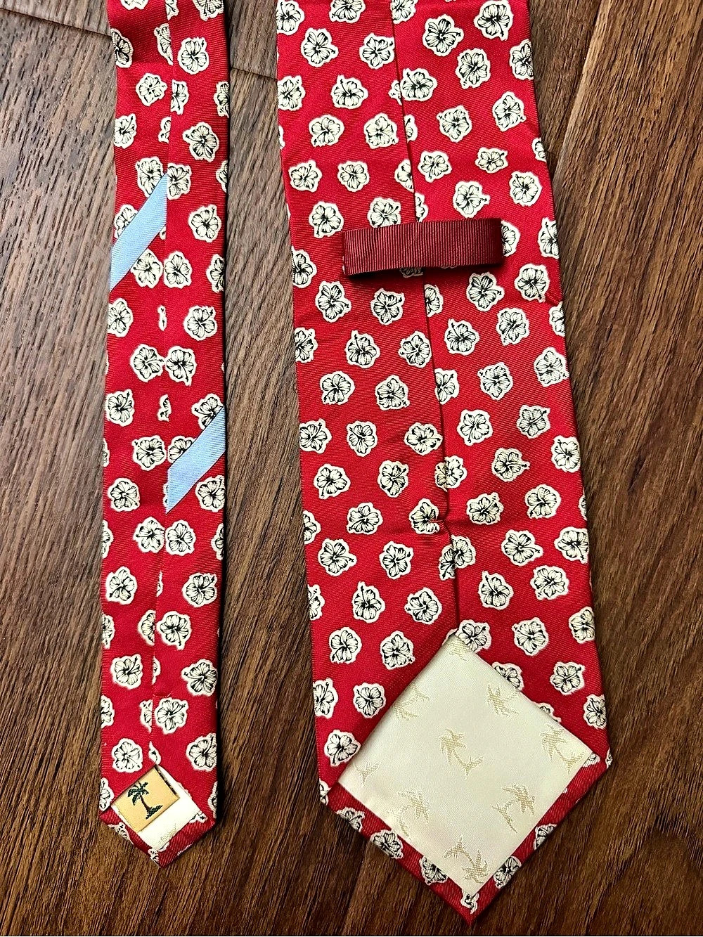 Tommy Bahama Red Hibiscus Floral Necktie Cream Tropical Hawaiian Print - Picture 3 of 6